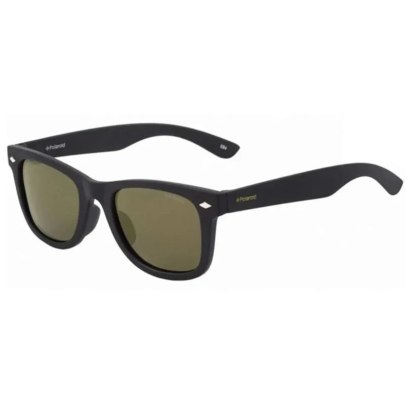 Óculos de sol Polaroid unissex modelo PLD 8006/S com armação preta e lentes escuras, estilo moderno e elegante.