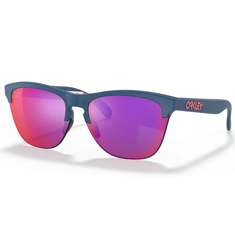 Óculos de sol Oakley Frogskins Lite Matte Poseidon com lentes Prizm Road, armação matte e design esportivo.